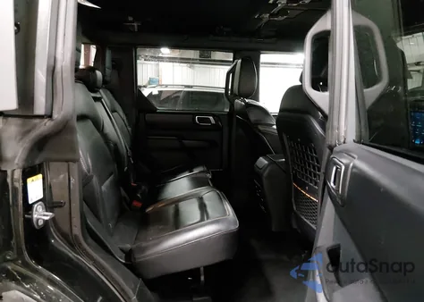 2024 Ford Bronco Badlands z USA, uszkodzony, nr VIN 1FMEE9BP2RLA25656